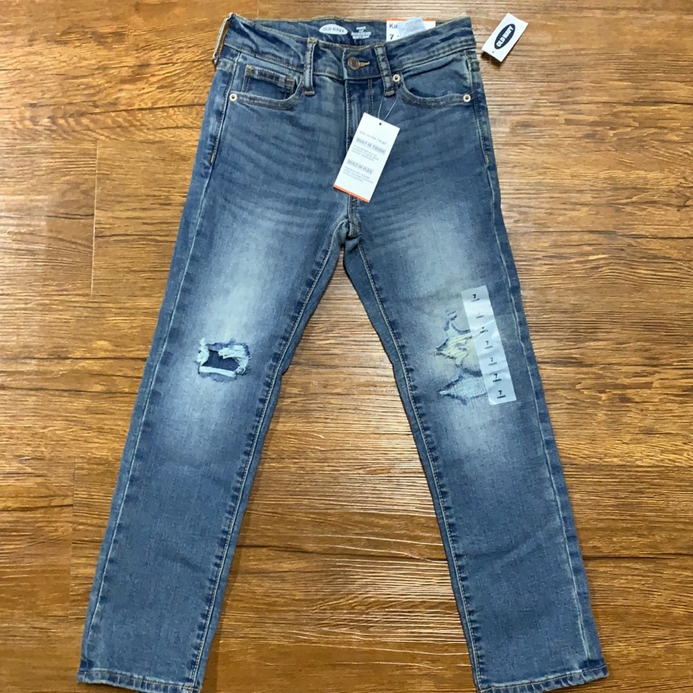 Brand new old navy size 7 slim karate flex jeans